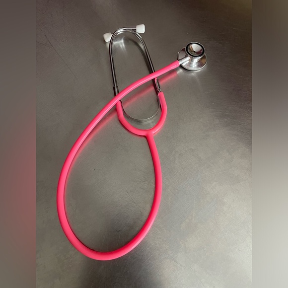 Pink stethoscope - Picture 1 of 2